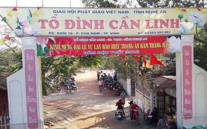 Nam thanh niên bịt mặt vào chùa đập phá 12 hòm công đức lấy hết tiền