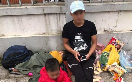 Hình ảnh chồng bế 2 con nhỏ lên Hà Nội, lang thang tìm vợ bỏ nhà ra đi gây xôn xao MXH