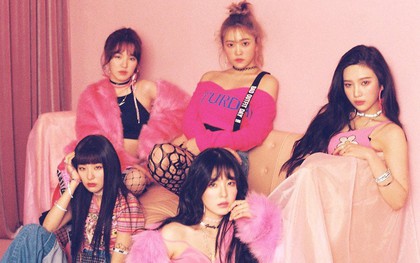 Red Velvet chẳng còn là đối thủ xứng tầm của TWICE và BLACKPINK trong cuộc chiến girlgroup hàng đầu?