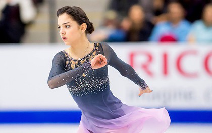 "Bông hồng Nga" Medvedeva phá kỷ lục thế giới ở Olympic mùa đông