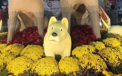 Hình ảnh "chú chó hờn dỗi cả thế giới" được trang trí ở đường hoa Mỹ Tho khiến nhiều người bật cười
