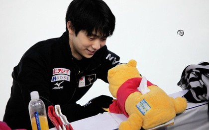 Yuzuru Hanyu sẽ làm gì với "cơn mưa gấu Pooh" khán giả ném xuống sân?