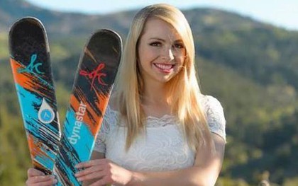 Fan phát cuồng vì nữ VĐV trượt tuyết... không biết trượt tuyết ở Olympic mùa Đông
