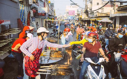 Hàng chục tấn cá lóc giá 150.000 đồng/con được tiêu thụ trong ngày Thần tài ở Sài Gòn