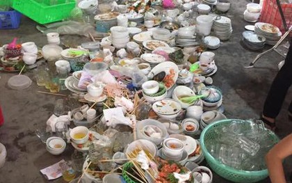 Chùm ảnh: Những cô gái đơn độc chống lại cả núi bát đĩa nhà người yêu ngày đầu xuân mới