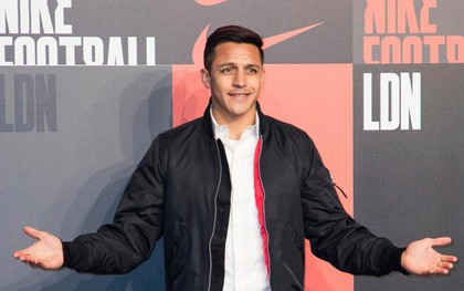 Vừa đến Old Trafford, Sanchez đã mang về món hời lớn cho Man Utd