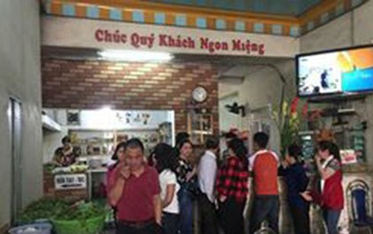 Quảng Ninh: Du khách ngán ngẩm “tố” quán ăn "chặt chém" trên đường đi lễ chùa?
