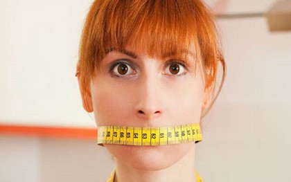 Tại sao phụ nữ lại dễ bị loãng xương hơn đàn ông?
