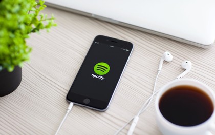 Mới 2 ngày dùng Spotify, tôi phải rùng mình vì nó hiểu rõ bản thân hơn cả người yêu