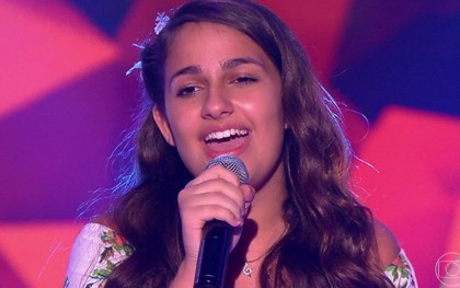 Cô bé 13 tuổi gây sốt khi cover ''Havana'' tại The Voice Kids Brazil