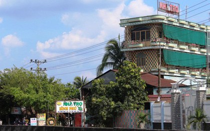 Đôi nam nữ chết trên vũng máu trong nhà trọ