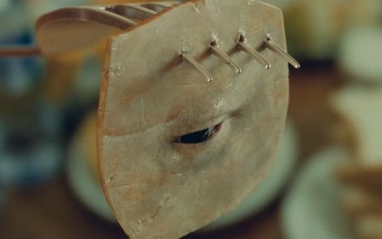 Netizen thích thú với phim mới cực ảo của chàng trai Việt Nam Jack Carry On - Đừng xem khi đang ăn hoặc sắp đi ngủ!