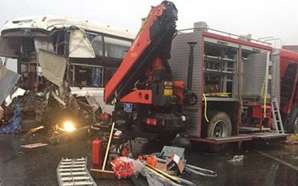 Vụ xe khách đâm xe cứu hoả: Tài xế nhờ luật sư trợ giúp pháp lý