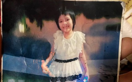 Bé gái 8 tuổi mất tích bí ẩn sau khi tự bắt xe buýt từ làng Đại học Quốc gia xuống trung tâm Sài Gòn để được gặp mẹ