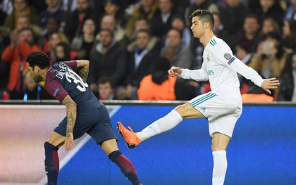 Cận cảnh: Pha “bỏ bóng đá người” của Cristiano Ronaldo với Dani Alves