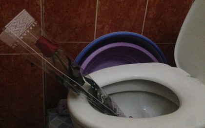 Chị gái đăng đàn "dìm" em trai mua hoa tặng crush ngày 8/3 nhưng lại sai trầm trọng ở khâu bảo quản