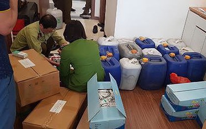 Phát hiện lượng lớn mỹ phẩm, thực phẩm chức năng sản xuất chui