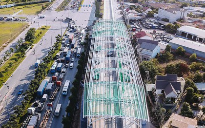 Cận cảnh mái vòm bằng thép công nghệ cao vừa lắp cho 2 nhà ga của tuyến Metro Bến Thành - Suối Tiên