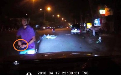 Tài xế ô tô khai mất dây chuyền vàng gần 70 triệu sau xô xát với 2 thanh niên trên đường phố Đà Nẵng