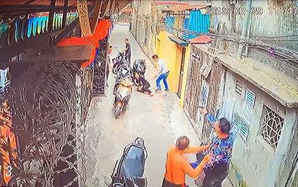 Lộ danh tính nghi can vụ nổ súng khiến bà mẹ bị thương vì chắn đạn cho con