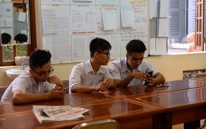 Hà Nội dự kiến ra quy định học sinh không được nói xấu, chửi bới bạn bè trên Facebook