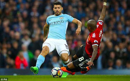 Huyền thoại Man United thừa nhận trọng tài "cướp trắng" penalty của Man City