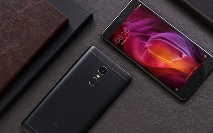 Top smartphone giá rẻ mà pin “trâu” đáng mua nhất hiện nay