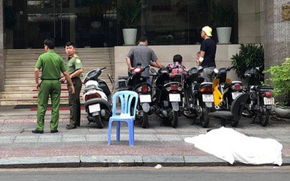 Người đàn ông ngoại quốc rơi từ tầng cao khách sạn ở Sài Gòn