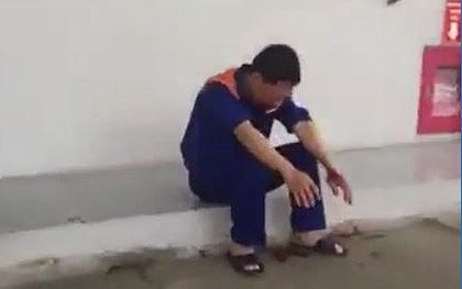 Nghi cây xăng đổ thiếu, thanh niên hành hung người bán