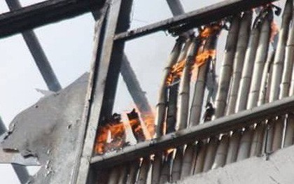 Cháy khách sạn ở trung tâm Hà Nội, khách chạy tán loạn