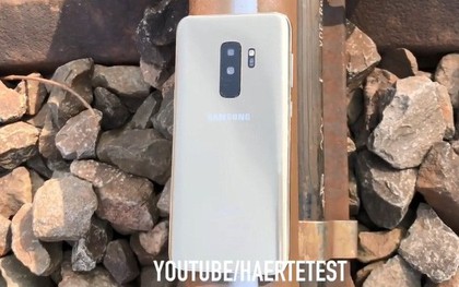 Để Galaxy S9 Plus dưới đường ray tàu hỏa và cái kết không thể đau lòng hơn