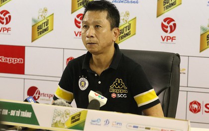 HLV Hà Nội nói gì về mục tiêu kỷ lục bất bại trong cả mùa giải?