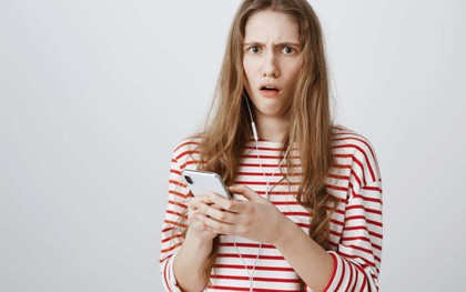 Tại sao mình hát cũng hay mà nghe thu âm thì "vừa chua vừa thé" thế nhỉ?