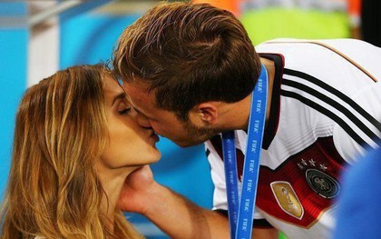 Cầu thủ Đức bị cấm "chuyện ấy" nhưng được phép uống rượu ở World Cup 2018