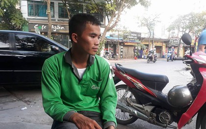 Hà Nội: Tài xế Grab tiếc ngẩn ngơ vì bị nữ khách hàng ăn mặc lịch sự, vờ hỏi thăm ân cần để mượn điện thoại rồi biến mất hút