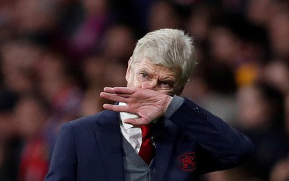 HLV Wenger: Tôi đau buồn khi phải ra đi theo cách này