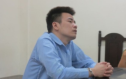 Trộm khai lấy ô tô để ngăn... chiến tranh thế giới