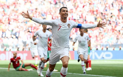 Ronaldo lại đóng vai người hùng, Bồ Đào Nha tiễn Morocco về nước