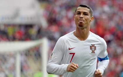 "Ronaldo đang ở một đẳng cấp khác, trên tầm Messi rồi"