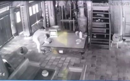 Trộm ngang nhiên vào di tích lịch sử quốc gia ăn trộm ngay giữa ban ngày