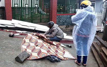Hai người bị vật liệu xây dựng đè chết thương tâm