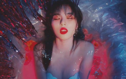 Nhóm của HyunA tung MV mới: Người khoe vòng một căng tràn, kẻ hớ hênh suýt “lộ hàng”