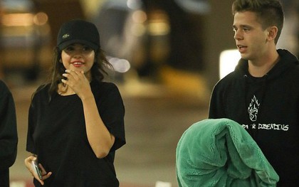 Mặc Justin hạnh phúc với Hailey, Selena hẹn hò đêm khuya bên "bạn trai tin đồn" giống Brooklyn Beckham