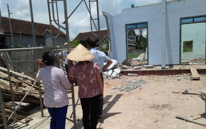Nghệ An: Tường bất ngờ đè sập khiến 2 người tử vong khi đang phụ giúp hàng xóm dỡ nhà