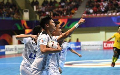 Sau trận chung kết kịch tính, tân vương châu Á hết lời khen ngợi đội bóng Việt Nam