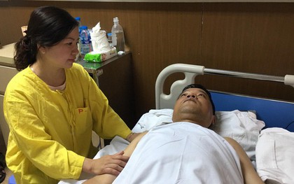 Hà Nội: Sức khoẻ chiến sĩ cảnh sát cơ động bị thiếu nữ vi phạm giao thông đâm gãy cẳng chân giờ ra sao?