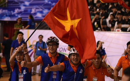 Chiến thắng nghẹt thở trước Trung Quốc, Việt Nam lần thứ 7 vô địch Robocon châu Á - Thái Bình Dương
