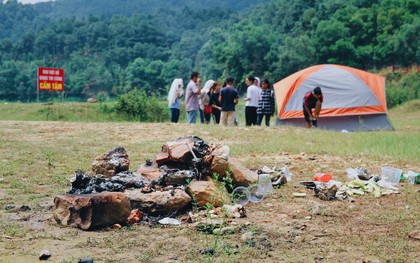 Khu du lịch Hàm Lợn ưa thích của giới trẻ Hà Nội: Cắm trại, đi về, và những bãi rác còn nguyên!