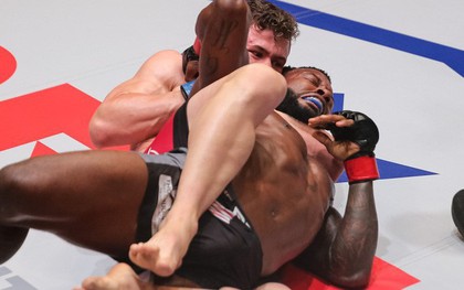 Cựu võ sĩ UFC bất tỉnh trên sàn đấu bởi đòn siết cực hiểm