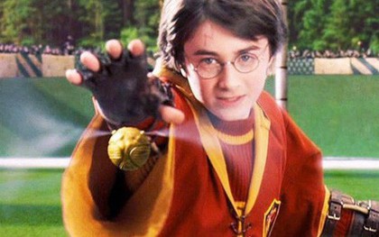 Tìm hiểu về Quidditch, môn thể thao vua trong giới Phép thuật: hóa ra luật "trái Snitch vàng" vô lý xuất phát từ một cuộc cãi lộn giữa tác giả Rowling và bạn trai